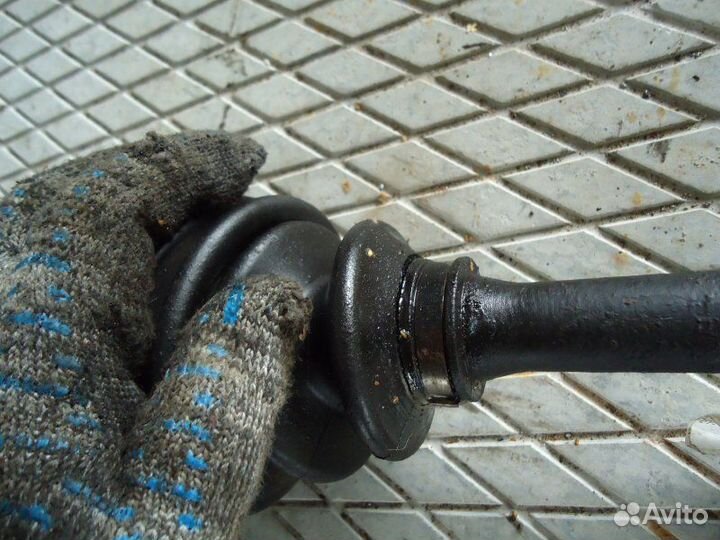 Привод передний правый Toyota Caldina ST210 3S-FE