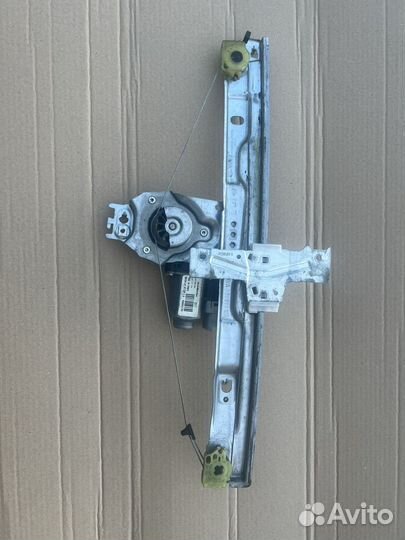 Стеклоподъемник передний левый Peugeot 207