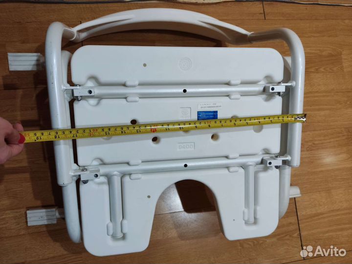 Стул для купания в ванной