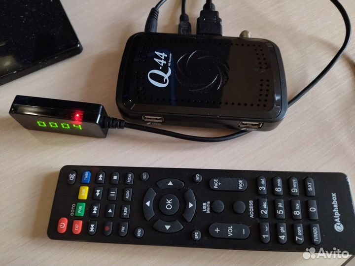 Спутниковый ресивер Q-SAT Q-44 HD