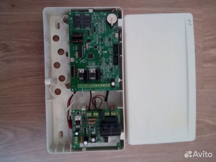 Контакт GSM-5-RT1