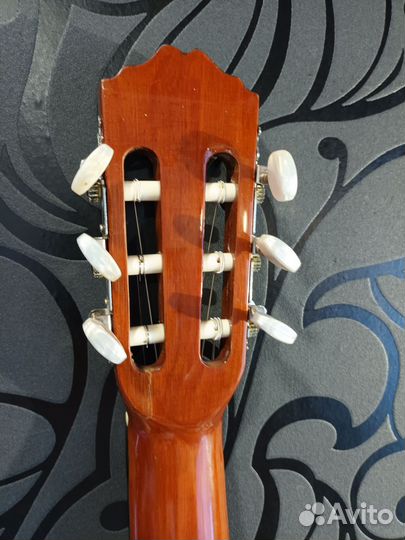 Martinez гитара с металлическими струнами