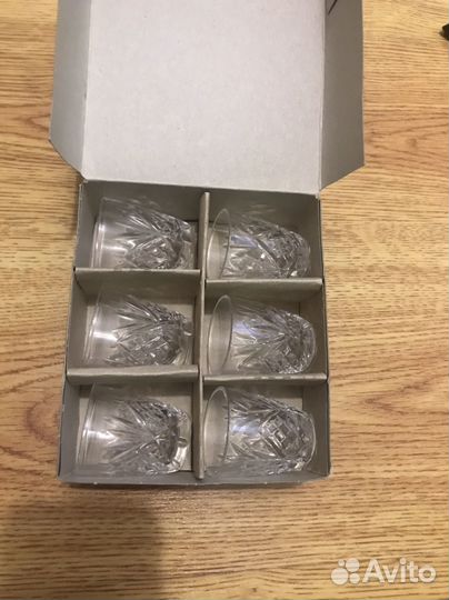 Хрустальные рюмки