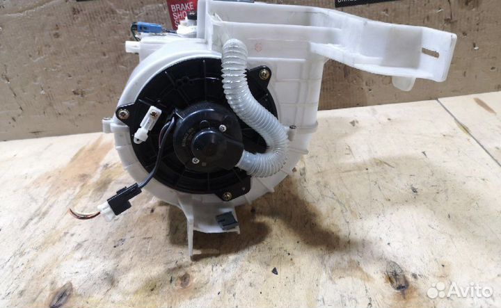 Мотор печки всборе ford escape 2000 год