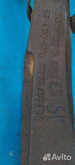 Кулак поворотный передний правый Audi Q7 (2006-20