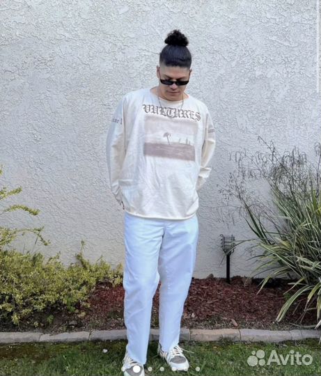 Yeezy vultures лонгслив