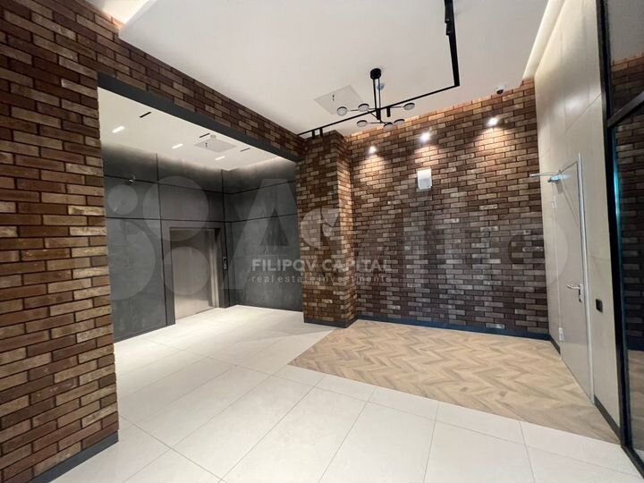 Офис в Конди Лофт