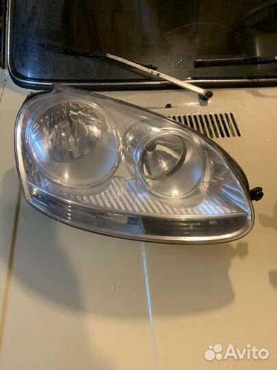 Фары на volkswagen jetta 5