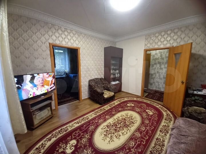 2-к. квартира, 42 м², 1/2 эт.