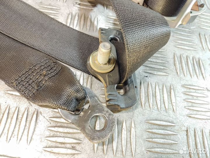 Ремень безопасности задний левый A 169