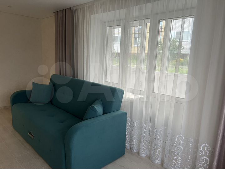 2-к. квартира, 60 м², 1/3 эт.