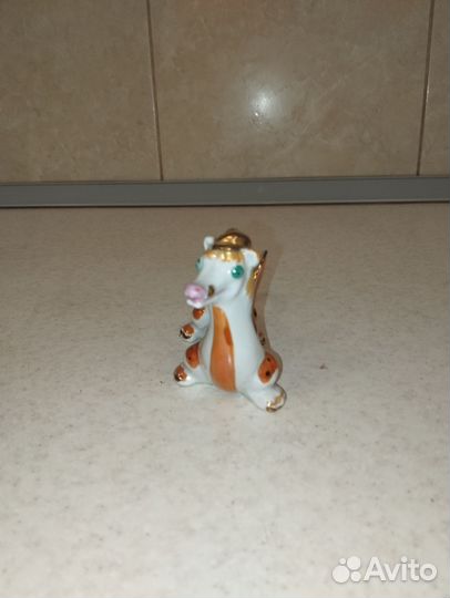 Статуэтка дракон