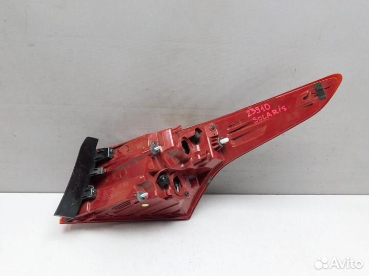 Фонарь задний наружный левый Hyundai Solaris