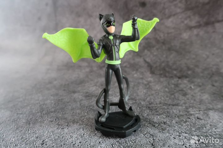 Фигурка Леди Баг киндер Астро Кот