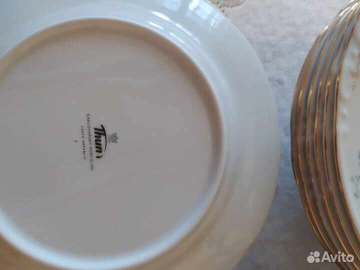 Набор чешских фарфоровых тарелок Thun