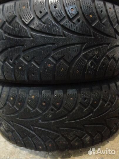 Hankook Winter I'Pike W409 215/55 R16