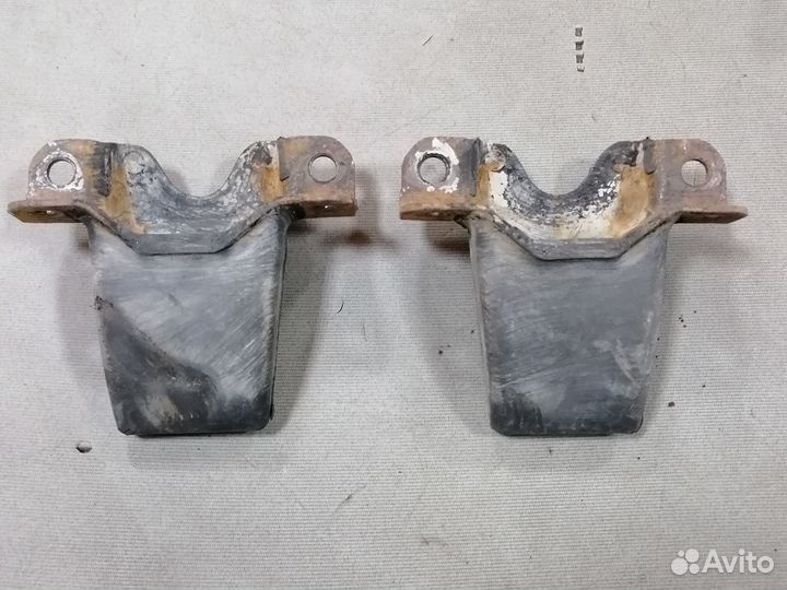 Отбойник Toyota Lite Ace 1985-1992