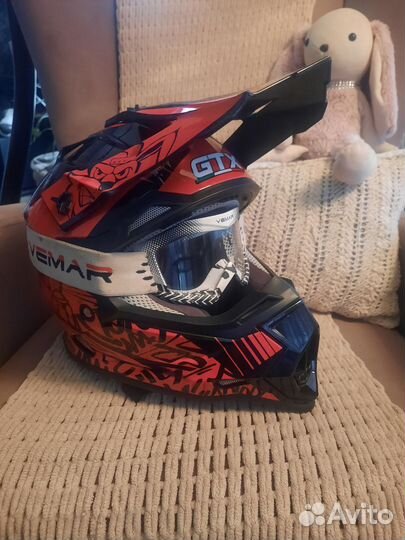 Кроссовый шлем с очками