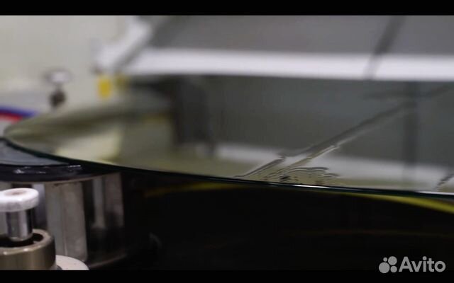 Стеклянная дверь по индивидуальным размерам