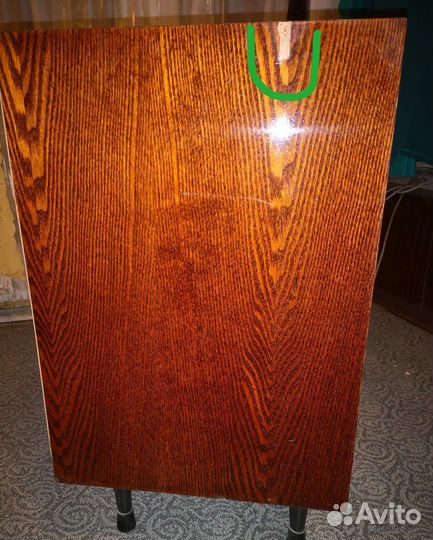 Полированная тумба для хранения