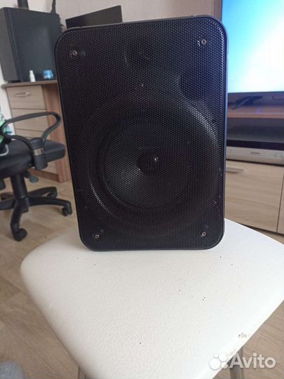 Портативная колонка