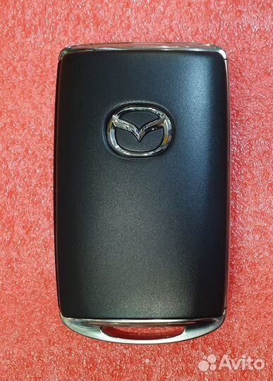 Оригинальный смарт ключ для Mazda CX-30