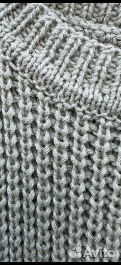 Новый вязаный жилет ручной работы