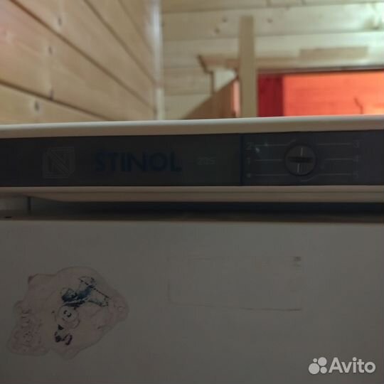 Холодильник бу Stinol