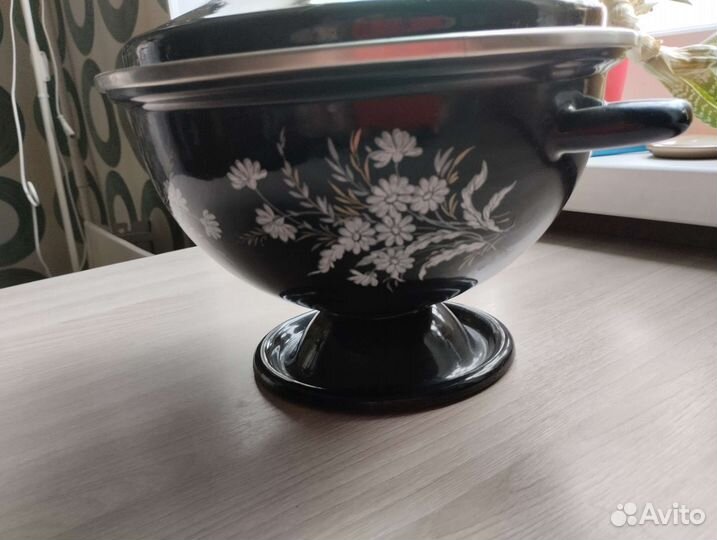 Кастрюля эмалированная СССР новая