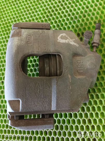 Правый суппорт ford fusion