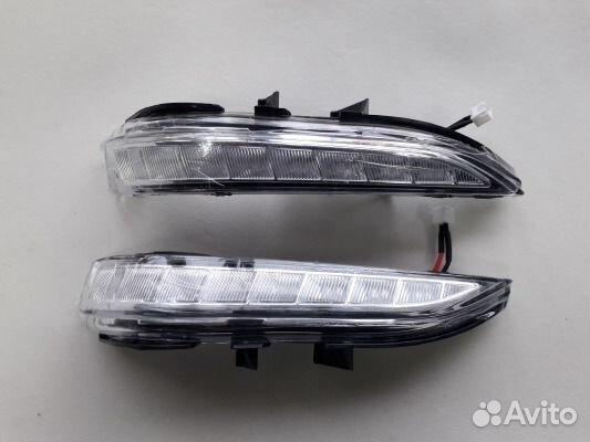 Повторители поворотов Lexus для зеркал Лада Веста