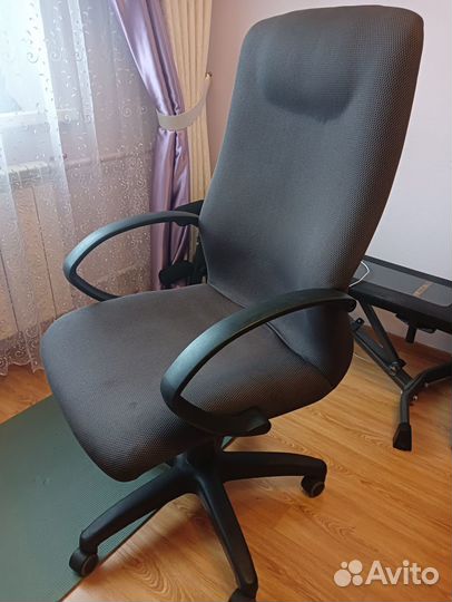 Компьютерное кресло велюр