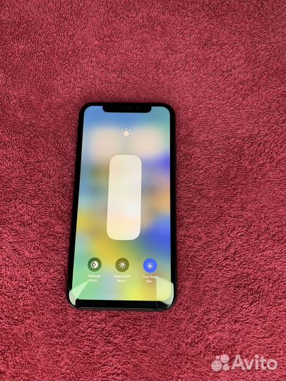 iPhone X, 64 ГБ