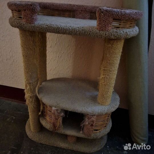 Когтеточка домик для кошки бу