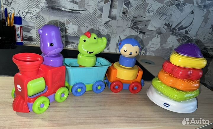 Паровозик fisher price пирамидка chicco