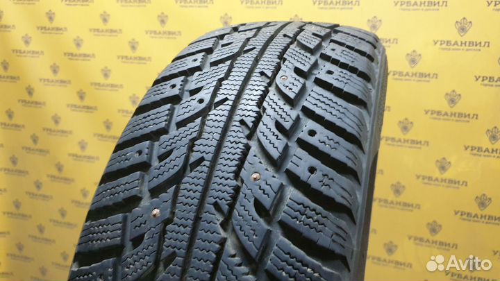 Kumho I'Zen RV Stud KC16 225/60 R17