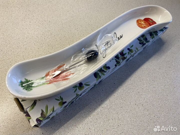 Менажница фарфоровая + вилочка