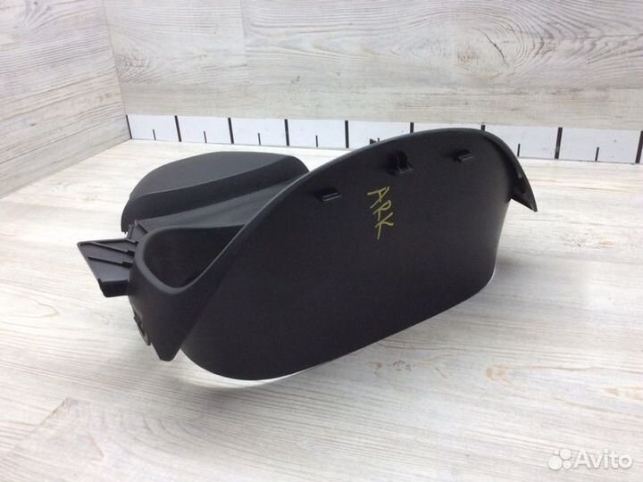 Накладка декоративная Renault Arkana пробег 46