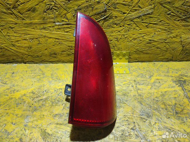 Отражатель задний правый Mercedes Viano W639 OM