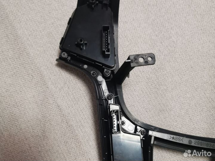 Переключатель кнопочный управления магнитолой