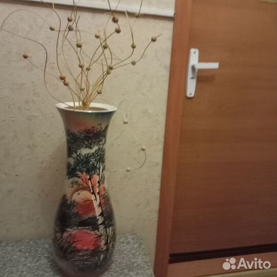 Вазы, штофы, кувшины под вино