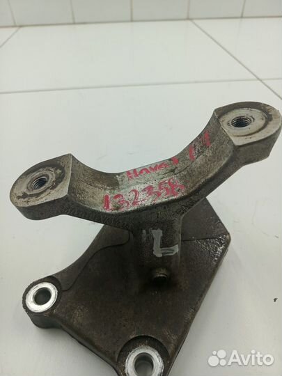 Кронштейн рулевой рейки (Haval F7)