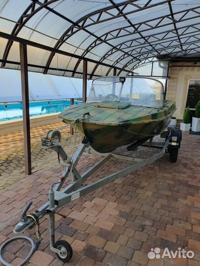 Лодка Казанка 5м4 с мотором Yamaha 55