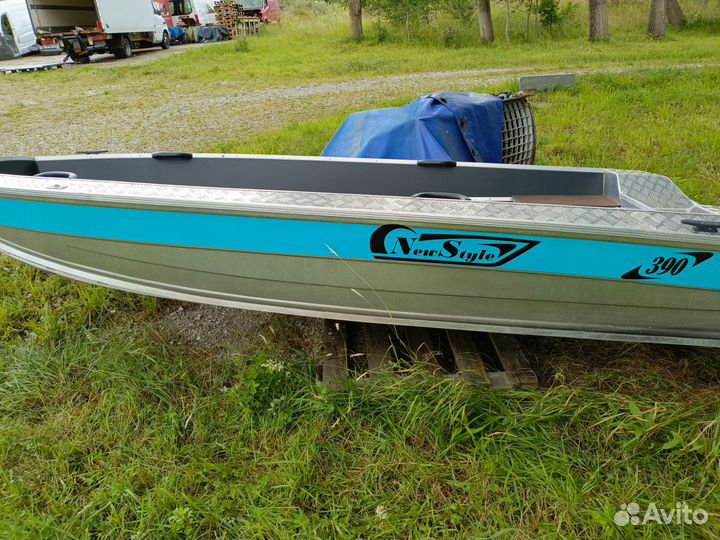 Моторная лодка