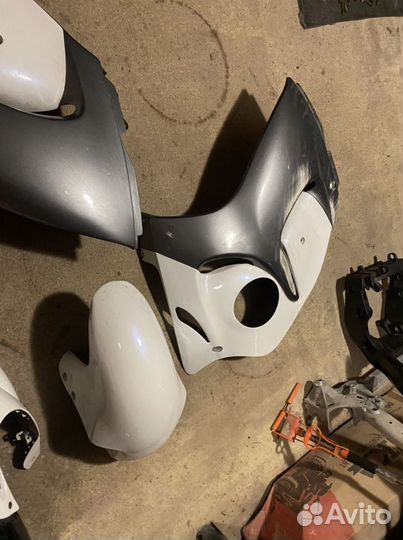 Suzuki gsx1300r hayabusa gen2 Пластик zxmt