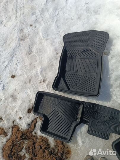 Автомобильные коврики резиновые на гранту