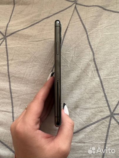 iPhone 11 Pro, 256 ГБ