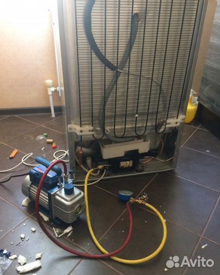 Ремонт стиральных машин и Холодильников на Дому