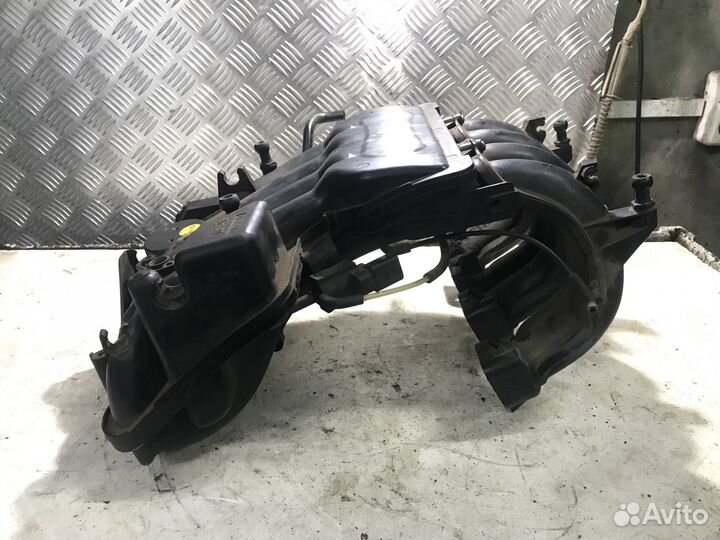 Коллектор впускной Skoda Octavia Tour