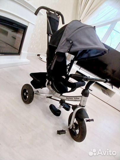 Прогулочная коляска велосипед с надувными колесами